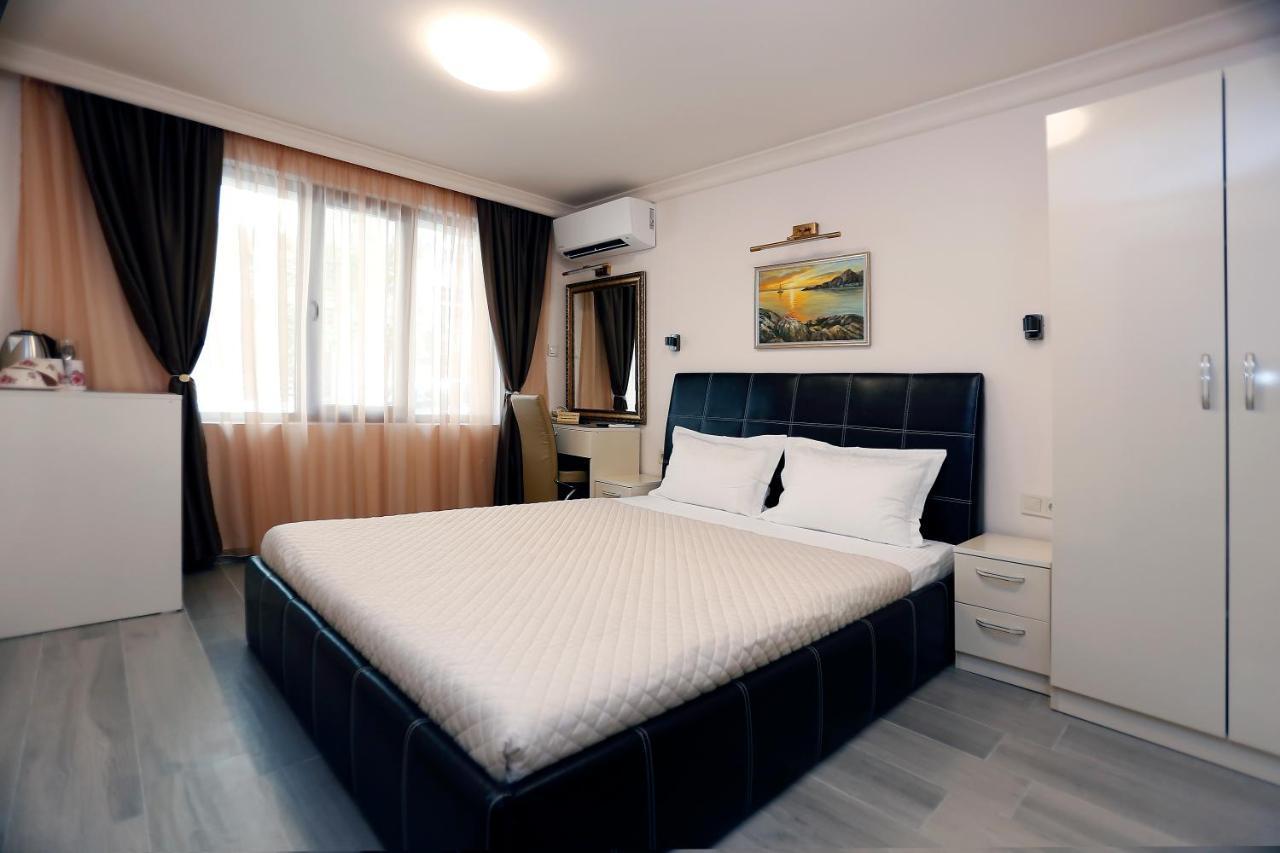 Deluxe 2 Studios City Center Burgas Stad Buitenkant foto